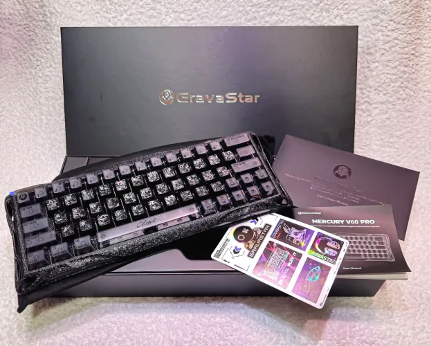 Teclado GravaStar V60 PRO - Frost Black - NOVO