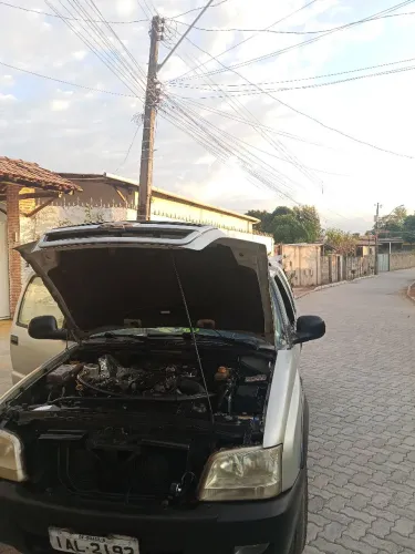 Chevrolet S10 P-up Colina 2.8 TDI 4x2/4x4 CD Dies. 2010