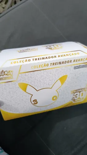 Box etb pokémon 30 anos brasileira