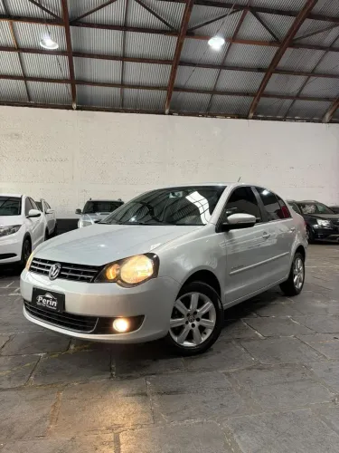 Volkswagen Polo Sed. Comfort. 1.6 MI Tot. Flex 8V 2012