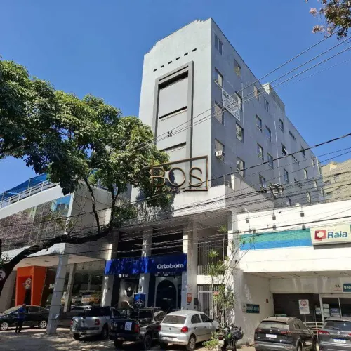 Prédio 6 andares - 1.150 m² - 230 m² - 24 Salas com Banheiros - 8 Vagas - Elevador - Bairr