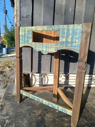 Mesa de canto, para encomendas