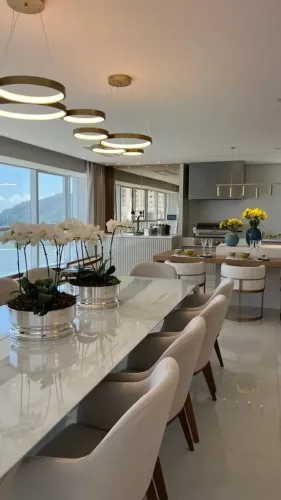 Lindo Apartamento Frente Mar Alto Padrão Mobiliado na Barra Sul em Balneário Camboriú