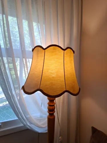 Luminária de chão 