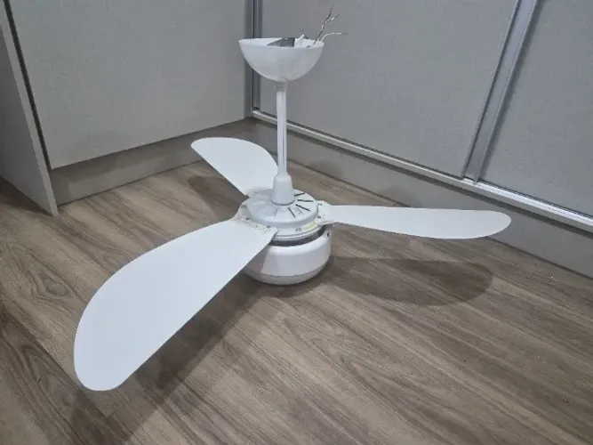 Ventilador de Teto Ventisol 130W 127V (3 Pás) - Excelente Estado