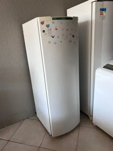 Geladeira Consul 239L