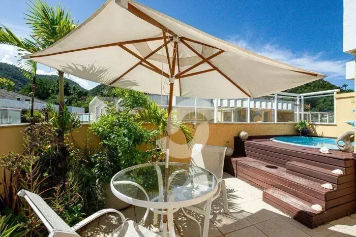 Cobertura com 3 dormitórios à venda, 179 m² por R$ 1.390.000,00 - Itacoatiara - Niterói/RJ