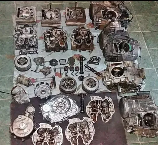 Peças de moto XLX e Sahara original 350