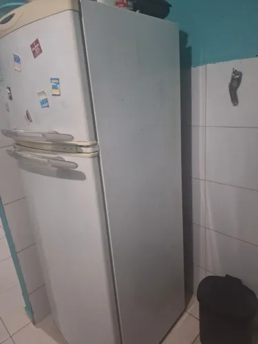 Vende-se geladeira brastemp cycle defrost