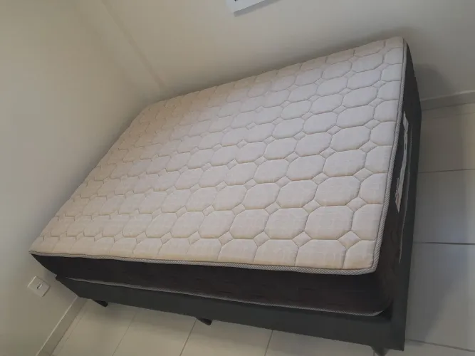 Cama e Box de casal Ortobom em Areias