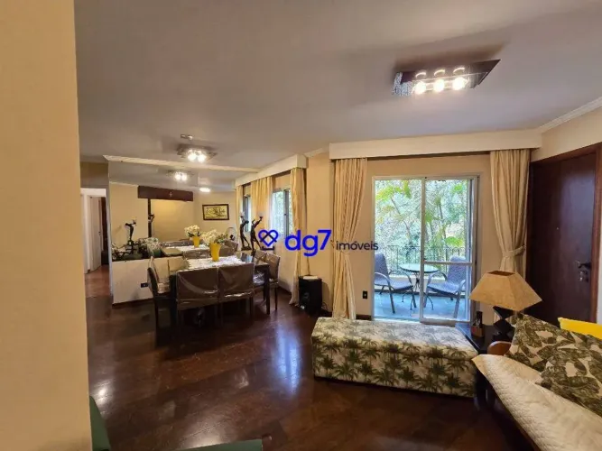 Apartamento na Vila Indiana! Vista para verde da USP!
