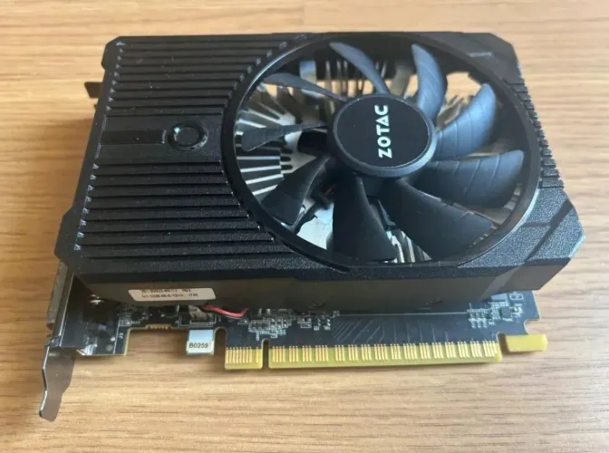 Placa de Vídeo GeForce GTX 1050 Mini 2GB DDR5 128Bit