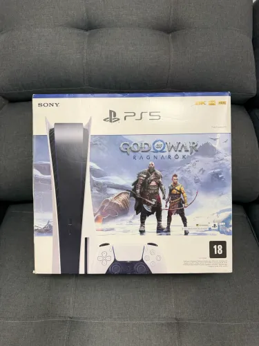 console sony playstation 5 ps5 god of war ragnarok código nunca usado + 3 jogos