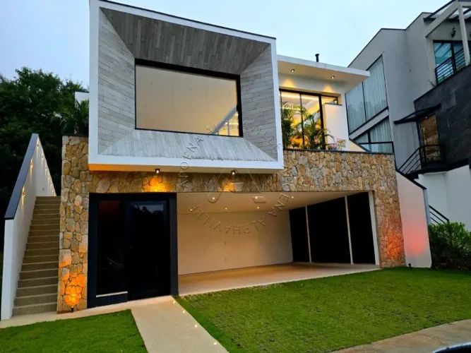 CASA PARA VENDA OU LOCAÇÃO - ALDEIA DA SERRA