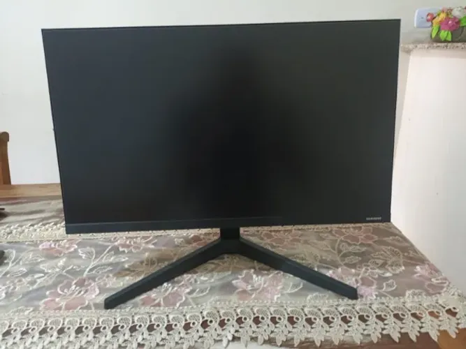 Monitor Gamer Samsung 24" FHD 75Hz HDMI, Painel IPS, VGA, Freesync, Preto Série T350