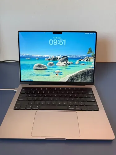 MACBOOK PRO, M2, 1 TB SSD