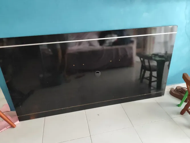 Painel de tv preto