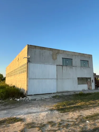 Galpão 300 m²