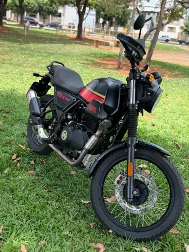 Royal Enfield Scram 411 EFI 2024