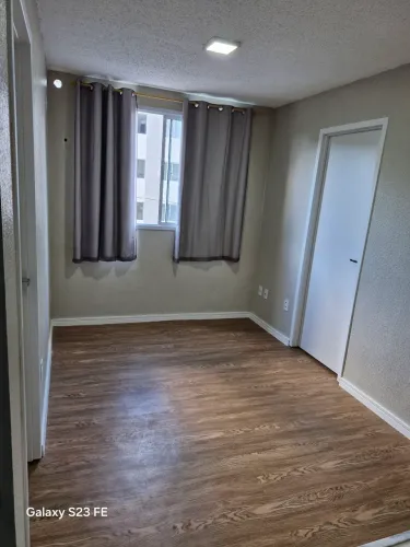 Aluga-se apartamento semi mobiliado
