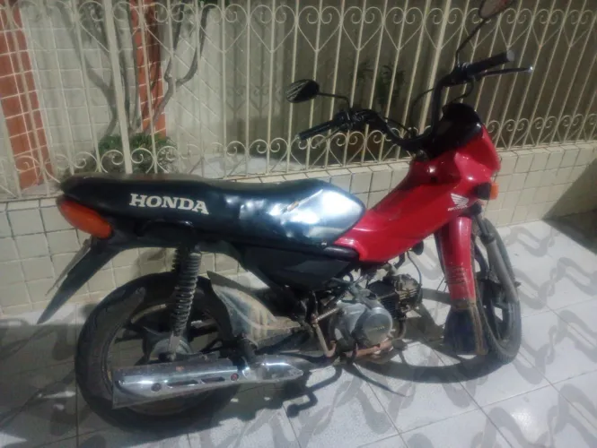 Moto para interior de Leilão pegar e rodar