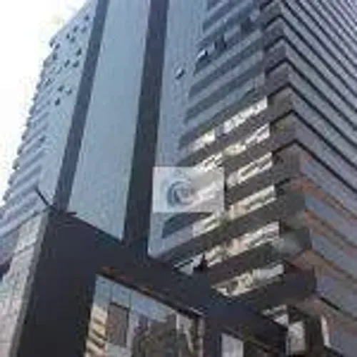 Conjunto comercial de 318 m² com 6 vagas
