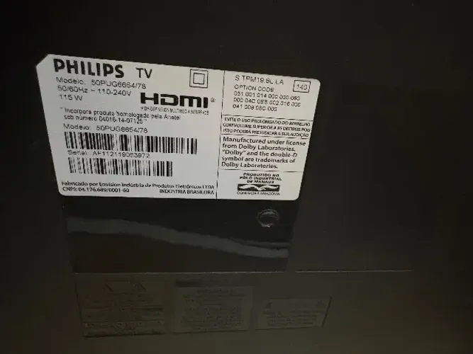 Philips 50PUG6654/78 é uma Smart TV de 50 polegadas, com resolução 4K UHD.