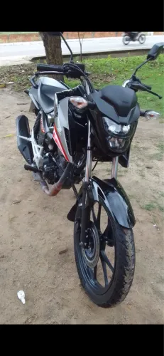 Vendo titan 160