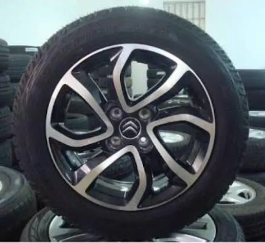 Roda Citroen Aircross aro 16 original + pneu Pirelli Scorpion Atr 205/60/16 novo R$1400,00