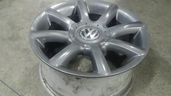 Roda aro 15 palitada grafite VW Kombi 5X112 taluda jogo usado