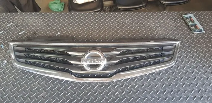 Grade frontal Nissan sentra 2013 cod 62070 ZT5A