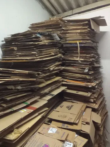 Vendo caixas de papelão 
