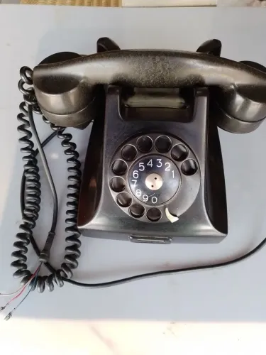 Telefone antigo