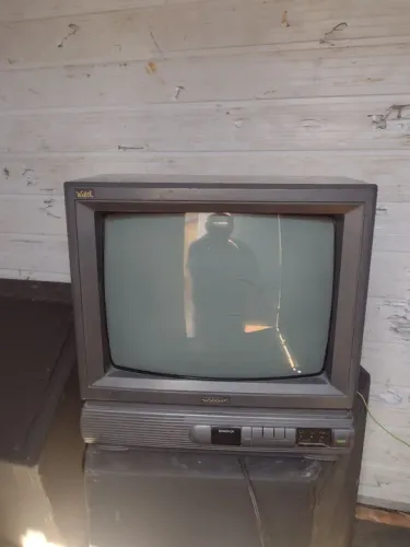 Tv Sharp modelo c1452b