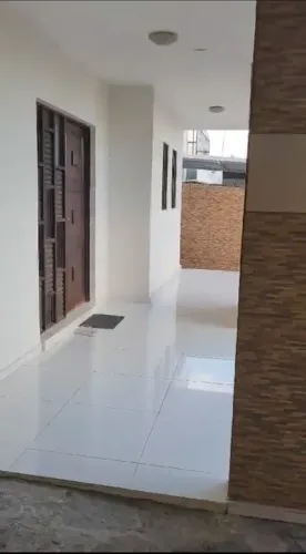Vendo Casa próximo ao Mercado do Bairro dos Estados