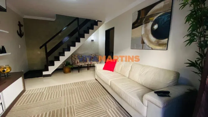 Casa com 3 dormitórios à venda, 180 m² por R$ 550.000,00 - Jardim Flamboyant - Cabo Frio/R