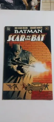 Batman: Scar of the Bat (inglês)
