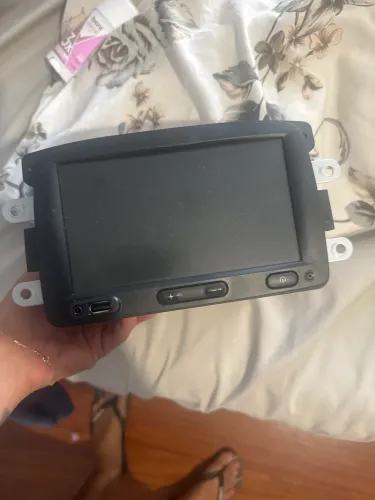 Central multimídia original Sandero