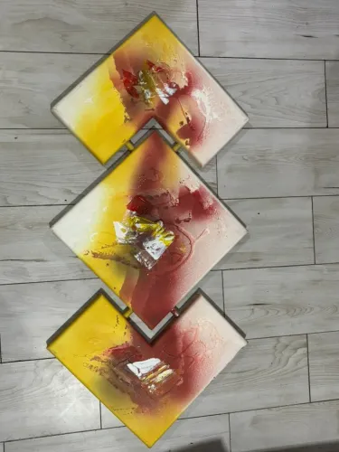 Quadro Abstrato Feito a Mão Em Perfeito Estado