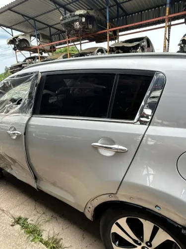 PORTA TRASEIRA ESQUERDA KIA SPORTAGE 2013/2014-SEM ACESSORIOS