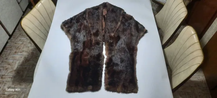 Estola de Pele Vison Marrom Vintage legitima anos 50 pouco usada.