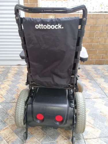 Cadeira de Rodas motorizada Ottobock b400 em perfeito estado