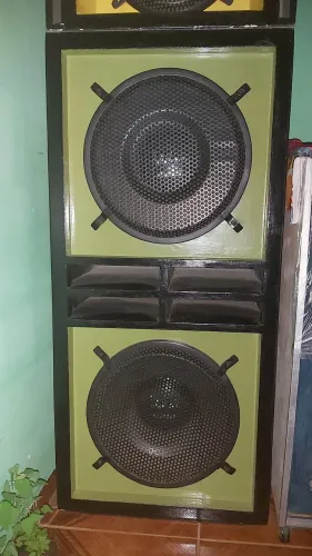 Caixa de Som  amplificadores