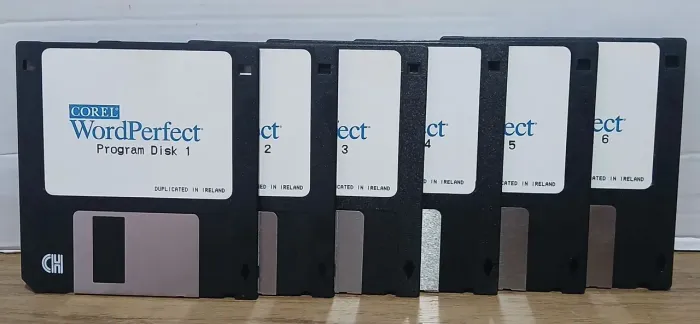 kit com 12 disquetes Corel wordperfect 
