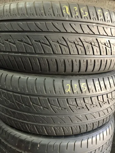 Pneus 235/55/19 delinte por 500$ os 2 meia vida originais 