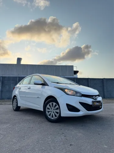 Hyundai HB20S C.style/c.plus1.6 Flex 16V Aut. 4P 2015