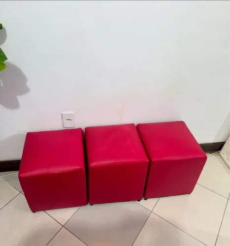 3 Puff Quadrado Vermelho 