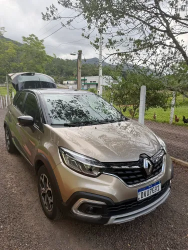 Renault Captur Iconic 1.3 TB 16V Flex 5P AUT 2022
