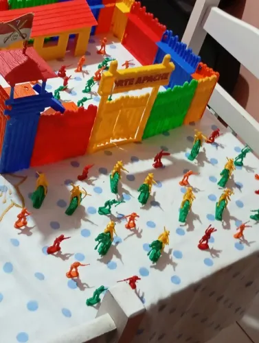 Fort Apache - Brinquedo de montar