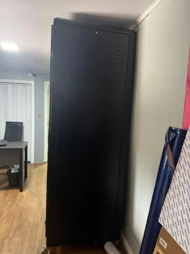 Rack para Servidor - Ideal para Organização de Redes